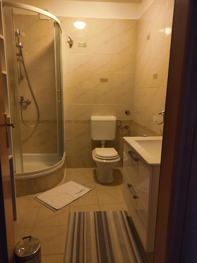 נייביצה Apartman Vesna 2 Persons מראה חיצוני תמונה
